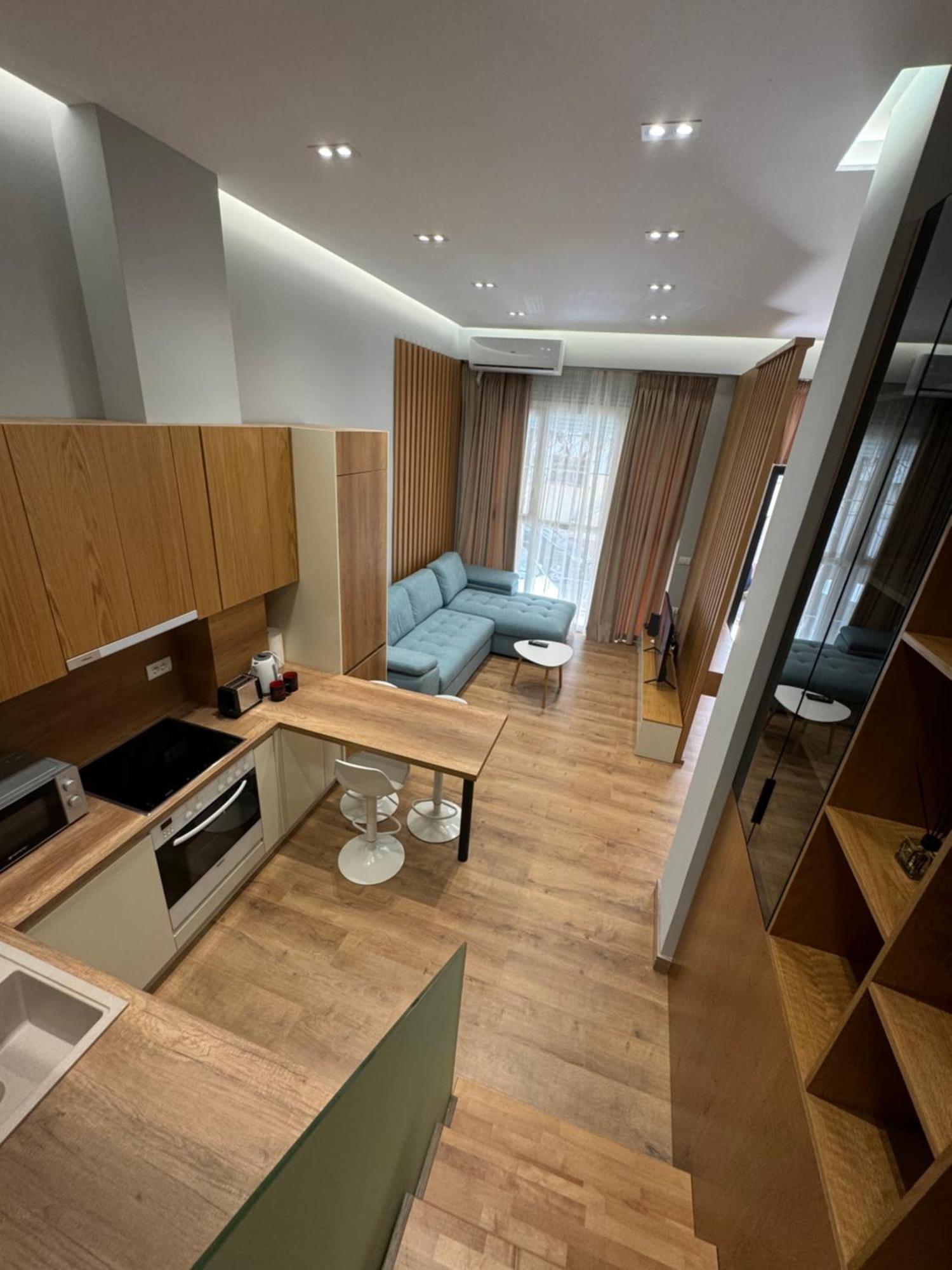 Centrepoint Stylish Apartment Tiranë Luaran gambar